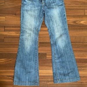 SEVEN 7 JEANS /SEXY FLARE JEANS / SIZE 30/ RN# 109890/ USED.